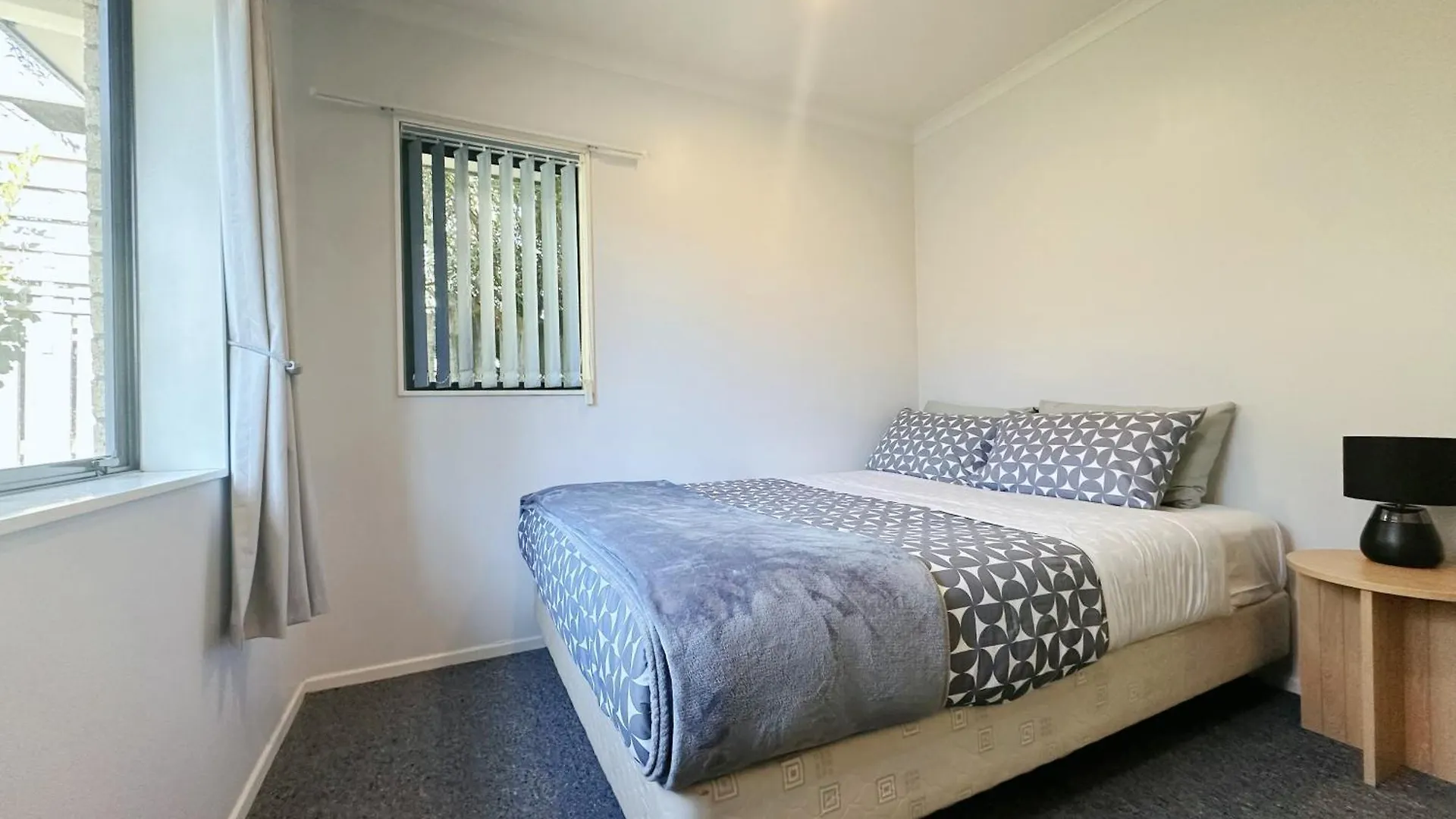 Hébergement de vacances Comfort 3 Bedrooms House Near Redwood Rotorua